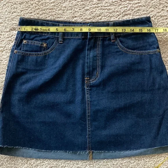 Raw Edge Denim Skirt - Picture 9 of 11